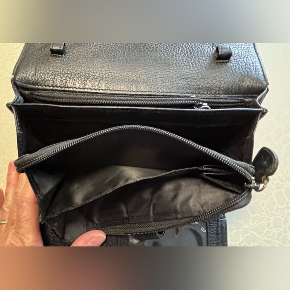 Brighton | ladies clutch wallet. - Picture 8 of 16